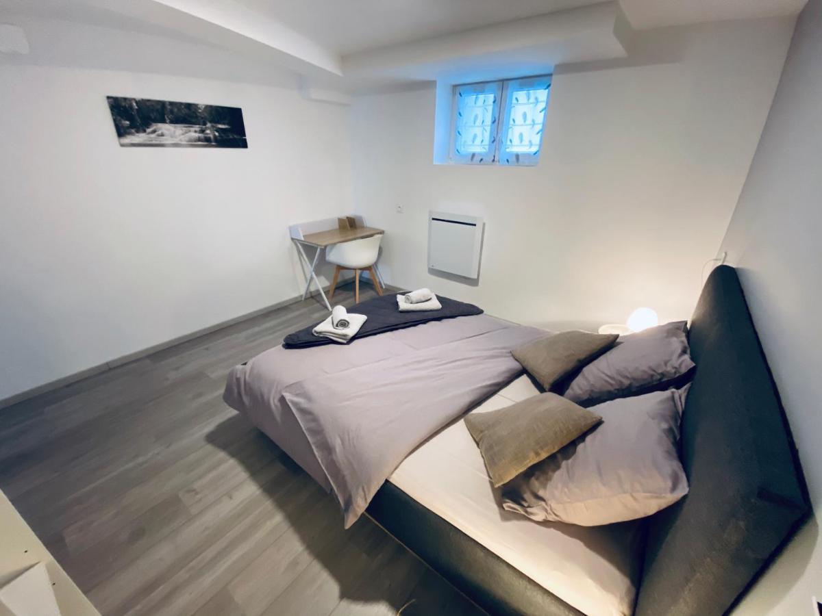 Toul Appartement Entier Avec Parking Prive Au Calme Cosy A Etage Avec Balcon Zewnętrze zdjęcie